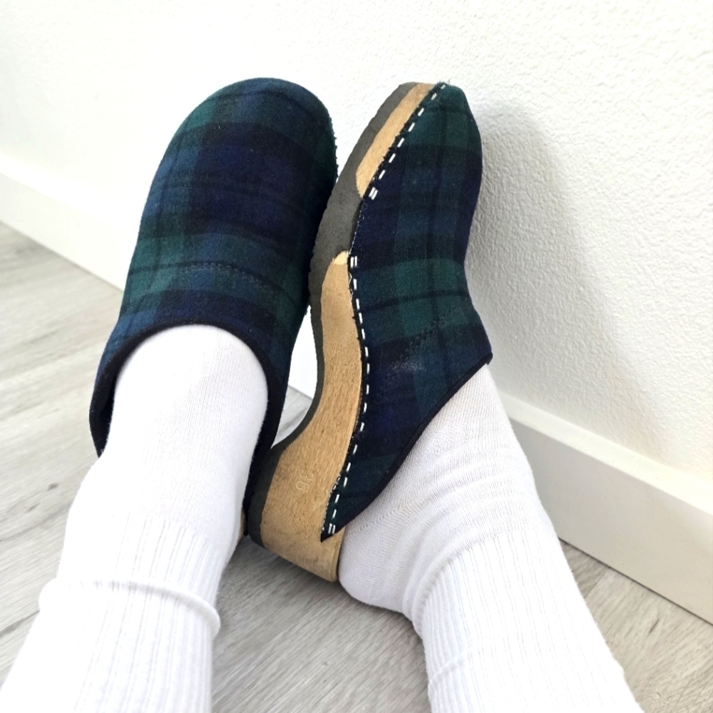 Vintage | Bohemian navy green plaid CottageCore platform clogs shoes | WMS 5.5